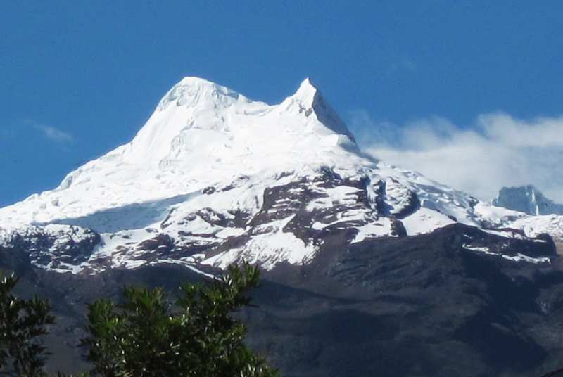 Nevado Vallunaraju
